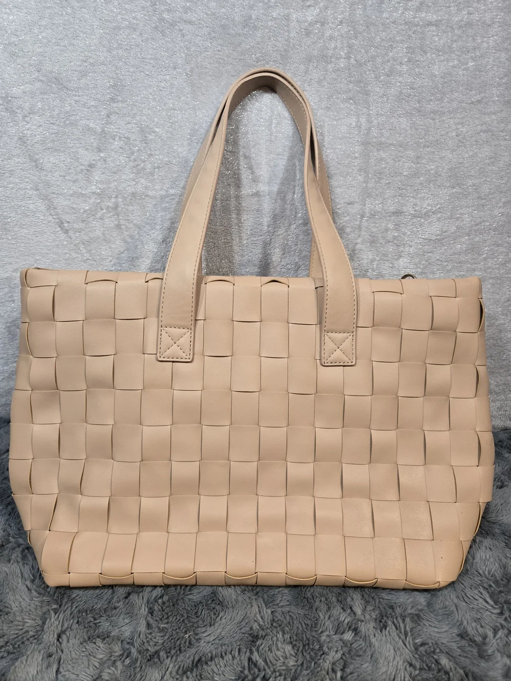 Woven Carryall Tote in Nude